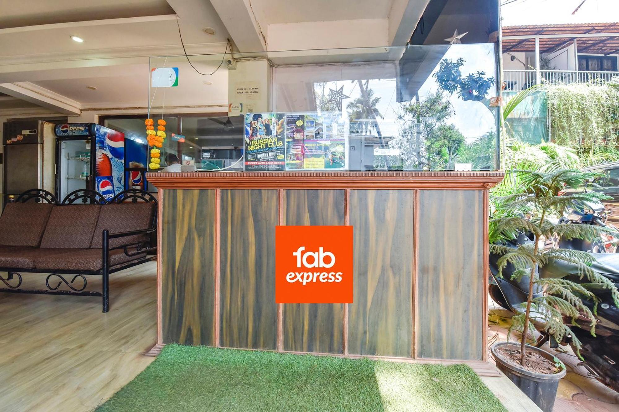 Fabexpress The Tasty Buds - 500m From Baga Calangute