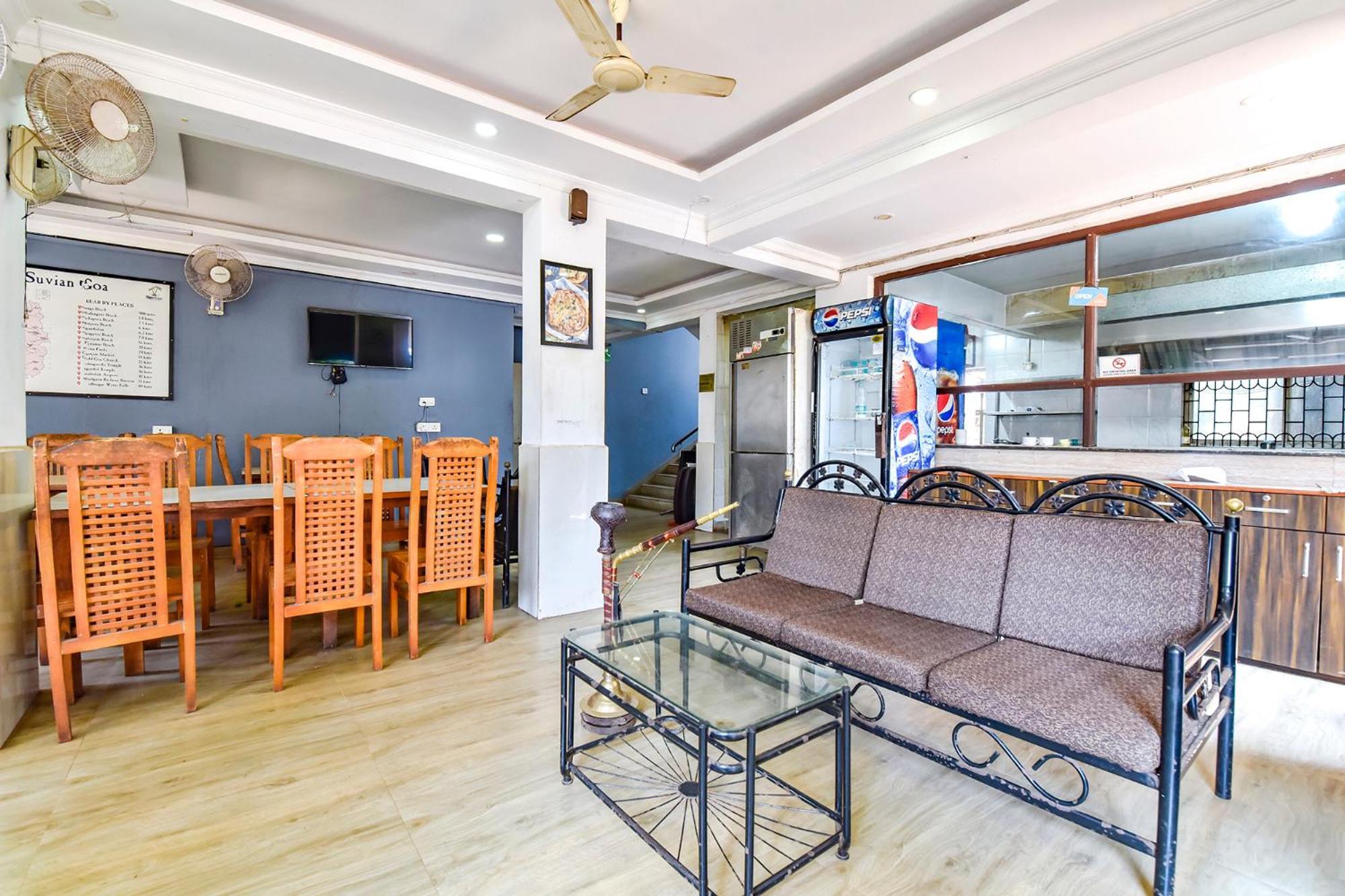 Hotel Fabexpress The Tasty Buds - 500m From Baga