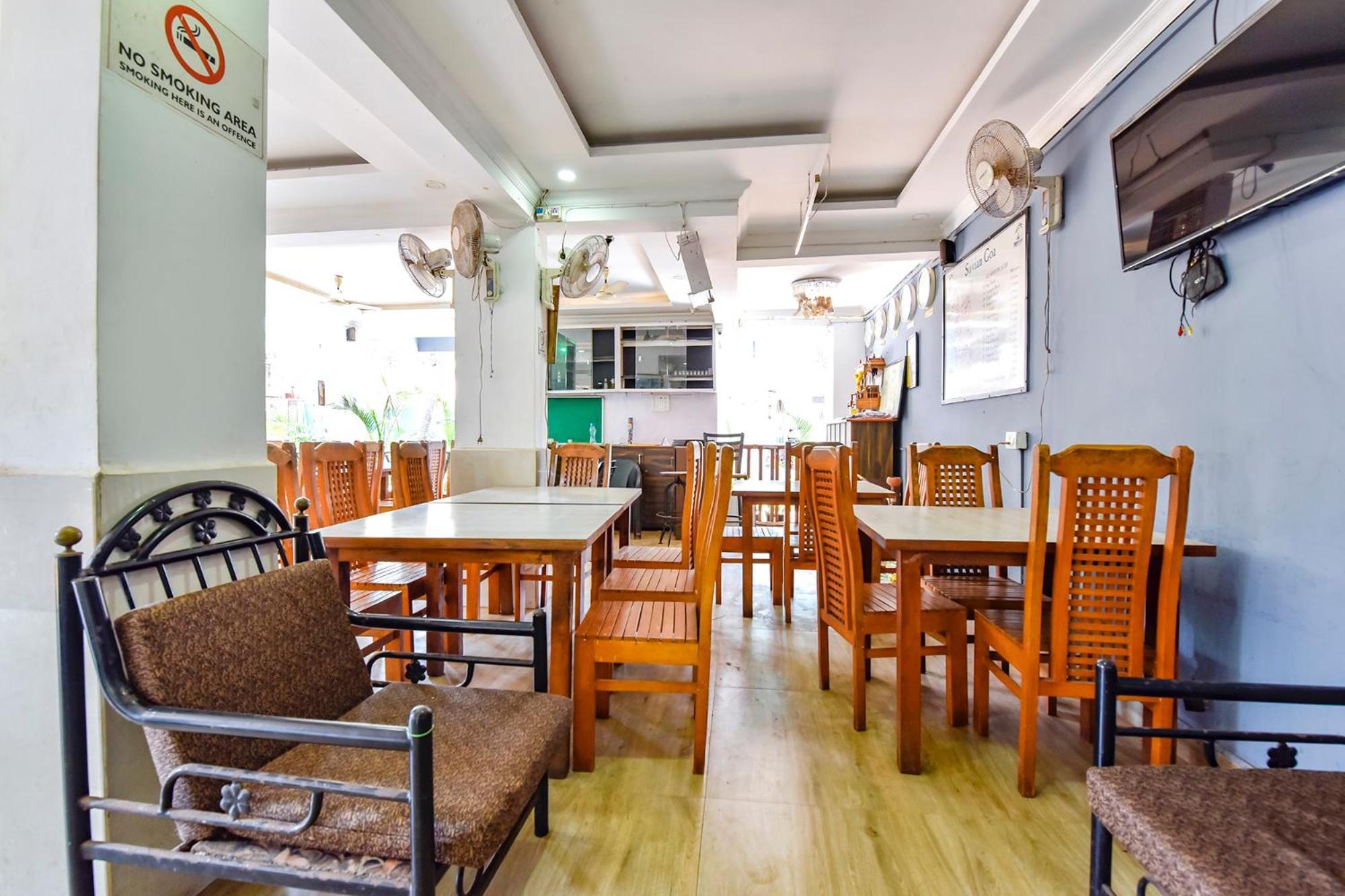 Fabexpress The Tasty Buds - 500m From Baga Hotel